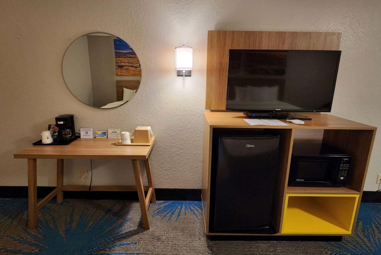 Days Inn By Wyndham Tucumcari Exteriör bild